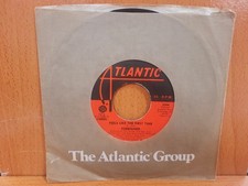 45 / Foreigner / 1977 / Feels Like The First Time / Woman Oh Woman