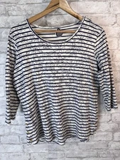 LL Bean Women's 100% Soft Supima Cotton Tee Navy White Stripped Flora Size L