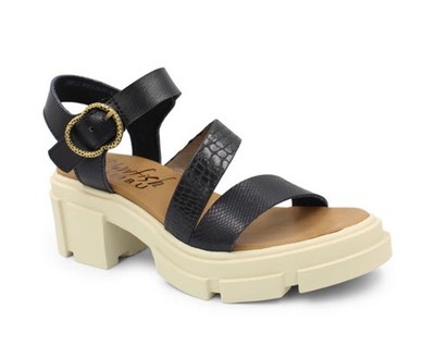 Blowfish Womens Black 9 Sandals Capetown Strappy Platform Lug Sole Faux Leather