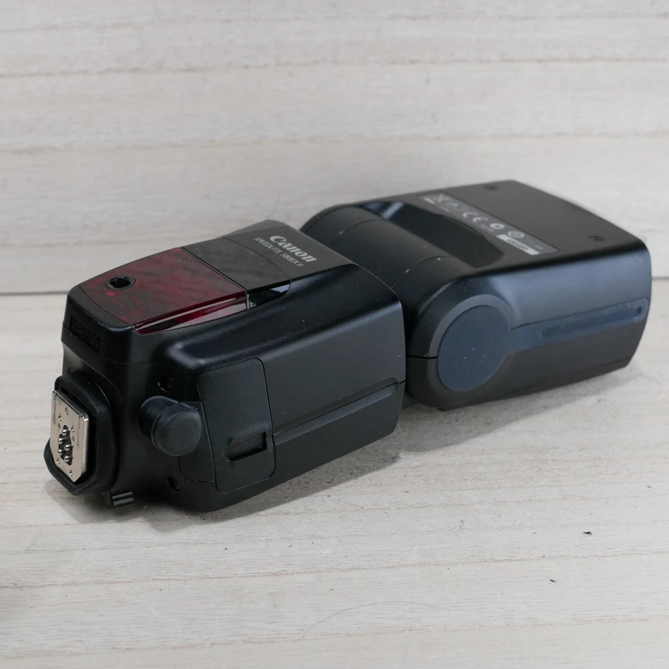Canon Speedlite 580EX II Shoe Mount Flash for Canon *NO POWER* AS IS P/R - Image 2 of 4