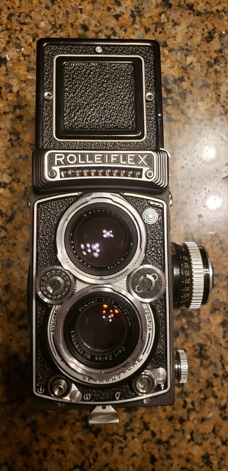 Câmera de Filme Rolleiflex 3.5E TLR Carl Zeiss Planar 75mm F3.5 Lente com Estojo - Imagem 3 de 4