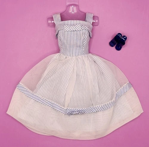 Vintage Barbie Fashion - MOVIE DATE #933 (1962-63) - Complete + Vintage Sandals
