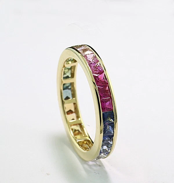 Rainbow - Saphir Ring 2,81 carat 585 Gelbgold Wert 2.600 € NEU