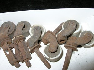 Lot 4 Antique Porcelain Furniture Casters Wheels 1 1/8" and 2 Wooden Wheel 1"