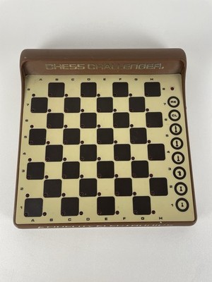 FIDELITY ELECTRONICS Challenger Sensory Chess Model SCC Board Only