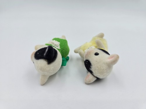 Sylvanian Families Calico Critters Buttercup Friesian Cow Twins - Picture 5 of 15
