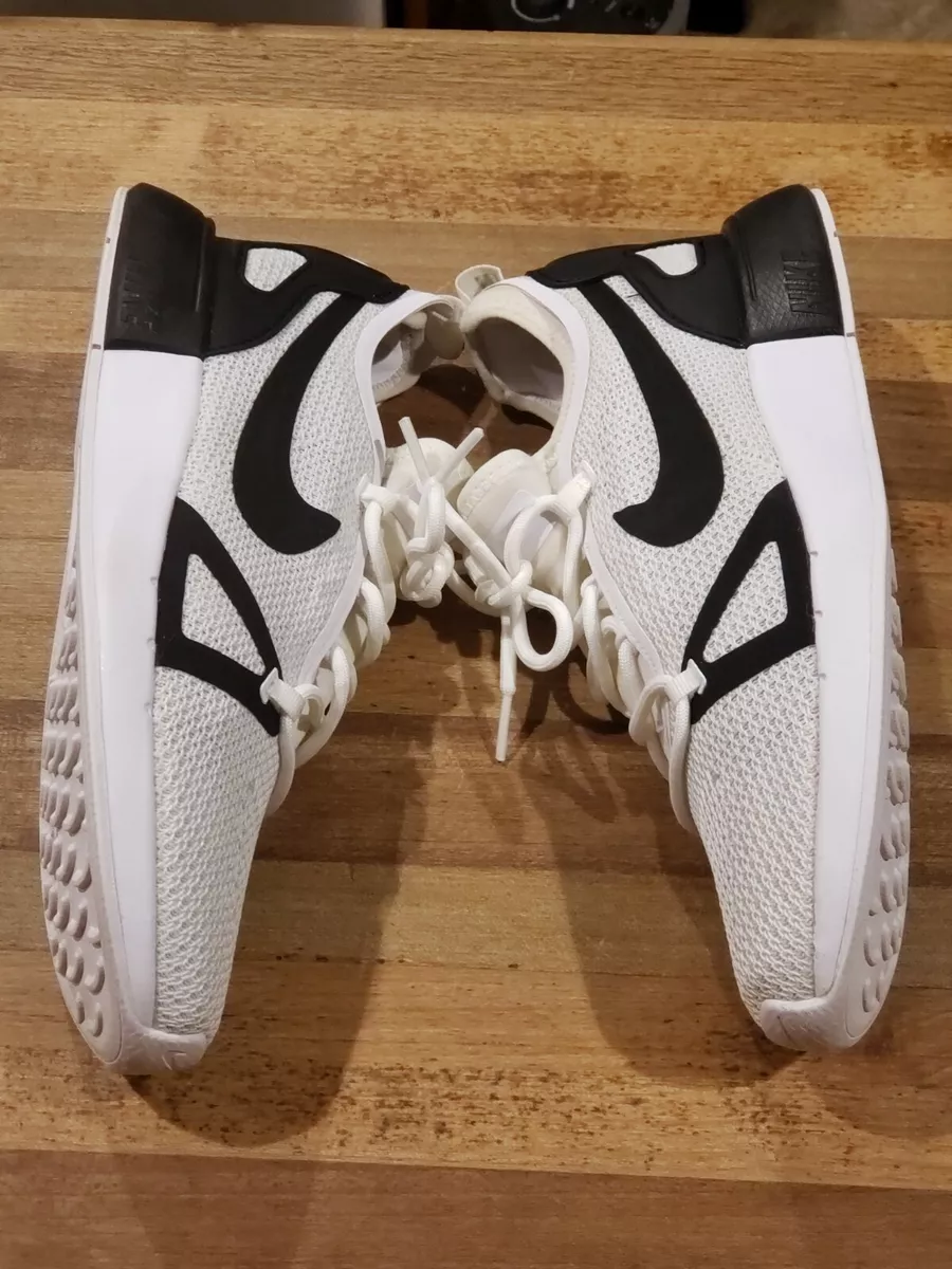 Nike duel racer outlet on feet