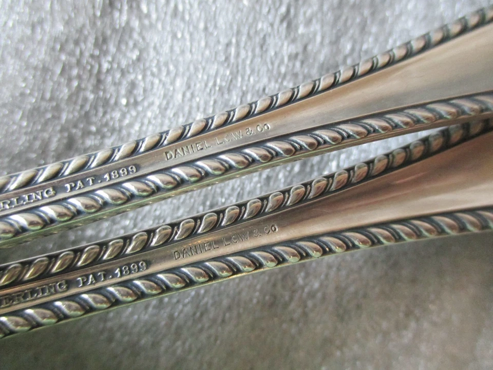 CUCHARAS PARA SERVIR GORHAM PLATA ESTERLINA - 2 PATRÓN CAMBRIDGE 1899 - DANIEL LOW-111g Foto 4 de 4