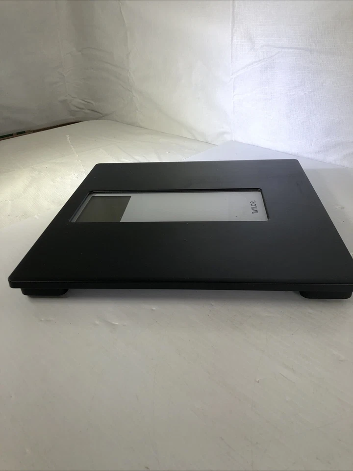 Taylor Digital Black And White Scale Model #7358 - Image 2 of 4