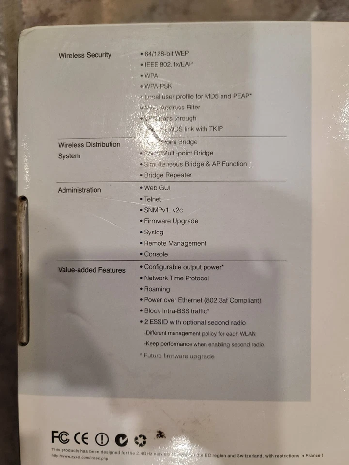 ZyXEL ZyAir G-3000 802.11g Dual-RF Business Access Point/Bridge/Repeater - WAP - Image 4 of 4