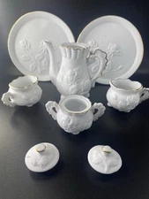 8 Pc Set VTG 1997 Bisque Porcelain Mini Tea Set White Floral Gold Color Trim