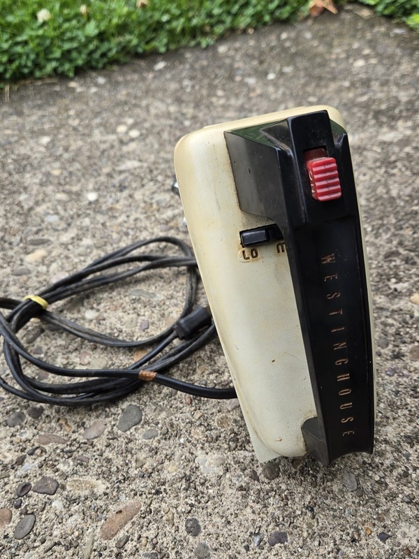 Vintage 1950's Westinghouse Portable Hand Mixer PM- 561 Tested & Working...