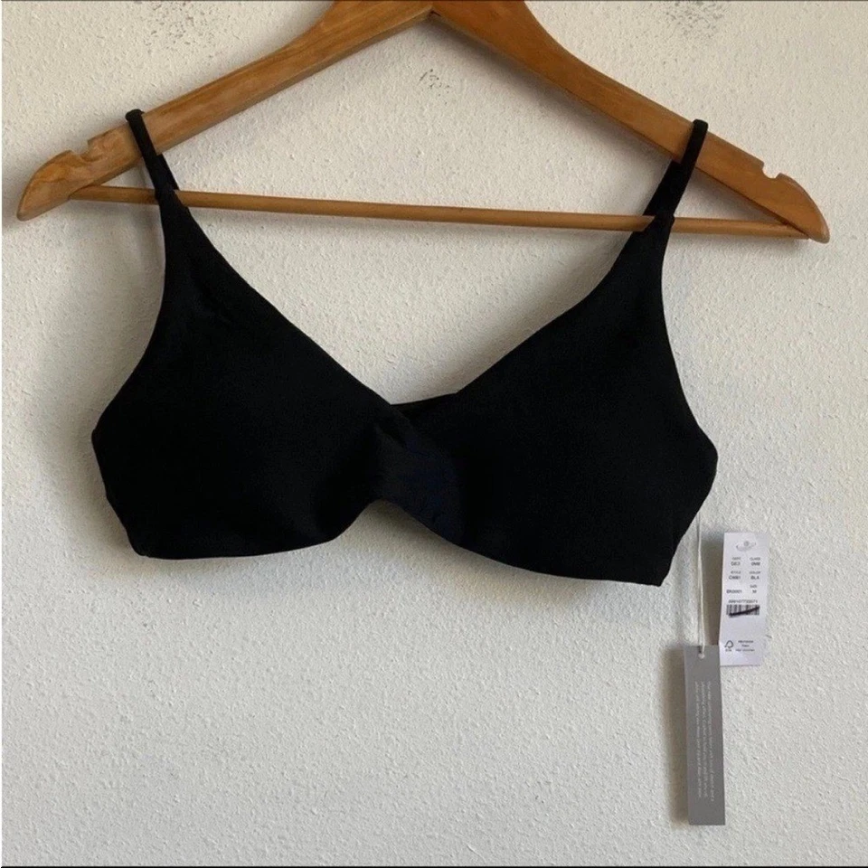 J. Crew Women's Lana bikini top in Classic Sculpt Black Small - Image 2 of 4