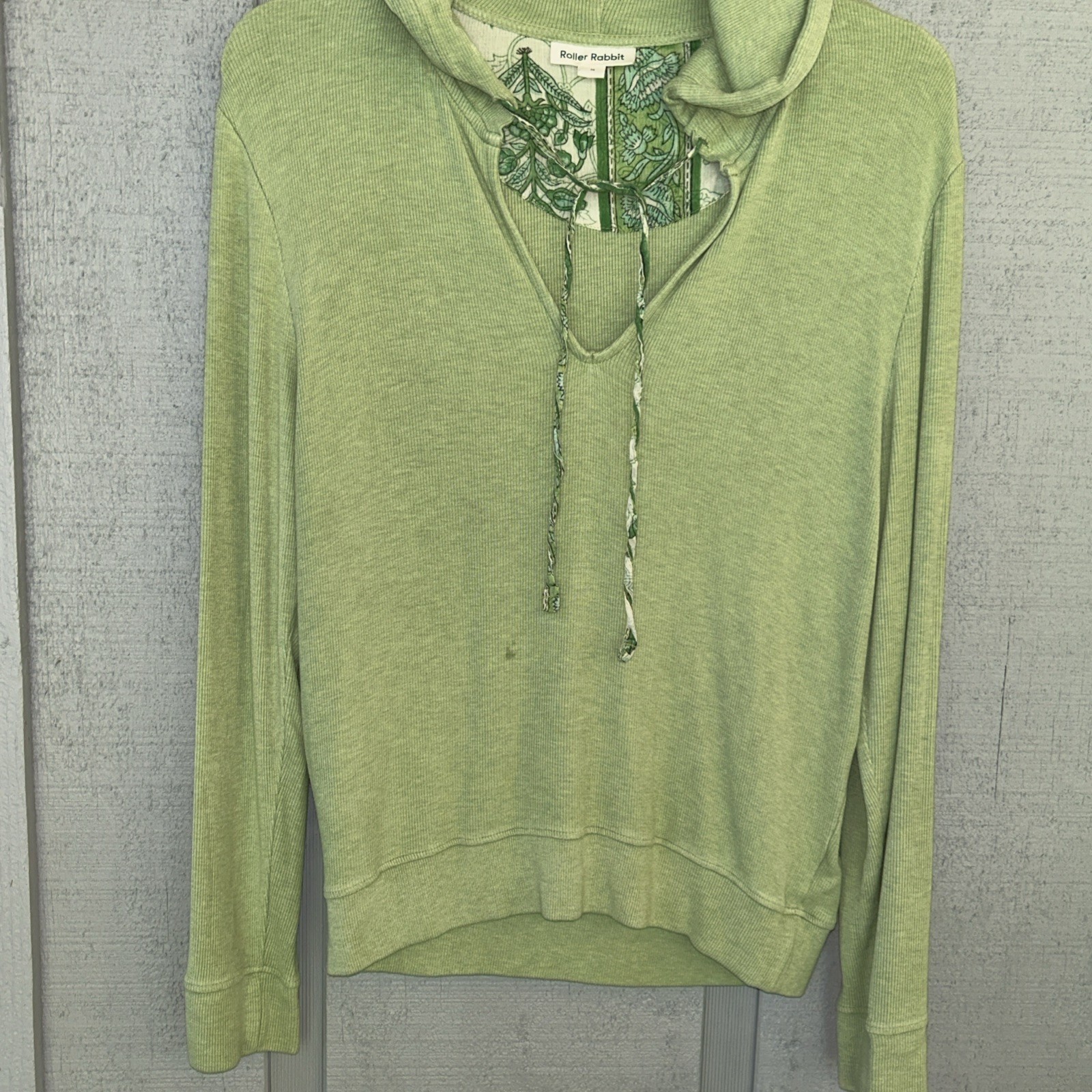 Roller Rabbit Size Medium Ribbed Apple Green Pull… - image 3