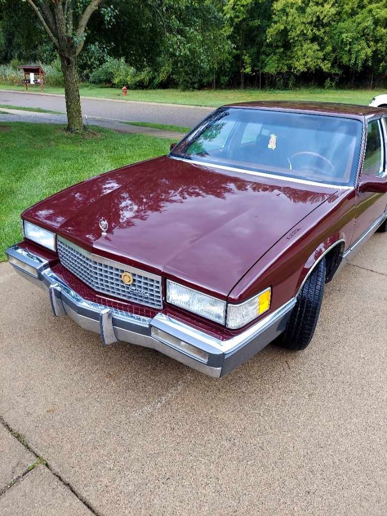1989 Cadillac De Ville for sale in Fenton Michigan
