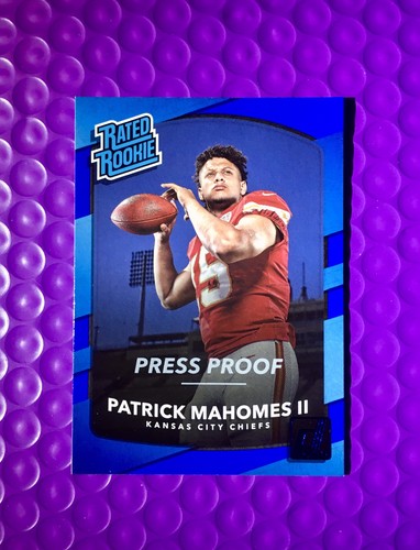 Patrick Mahomes II [Blue Press Proof] #327 2017 Panini Donruss card