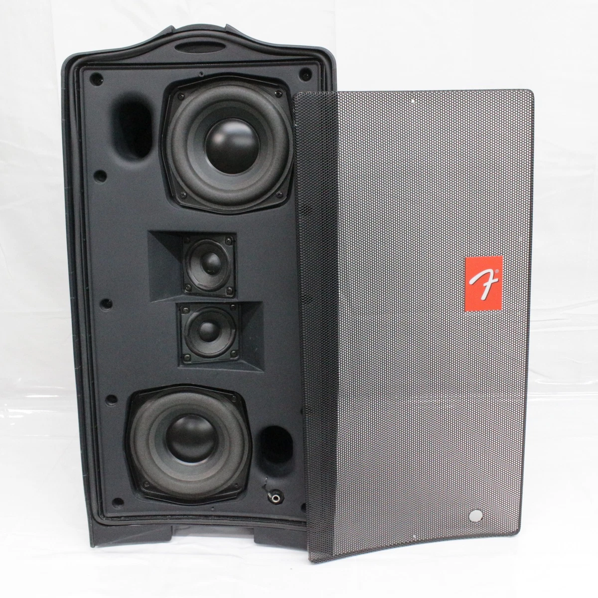 最終値下げ（FENDER）FOCAL　PASSPORT　パワードスピーカー　訳アリ Fender Passport Studio 150w Portable Studio Monitors | Reverb