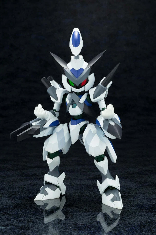 [US Seller] Kotobukiya - Model Kit - Medarot KXK00-M CROSSMESSIAH - Image 4 of 4
