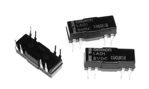 Omron реле 5v