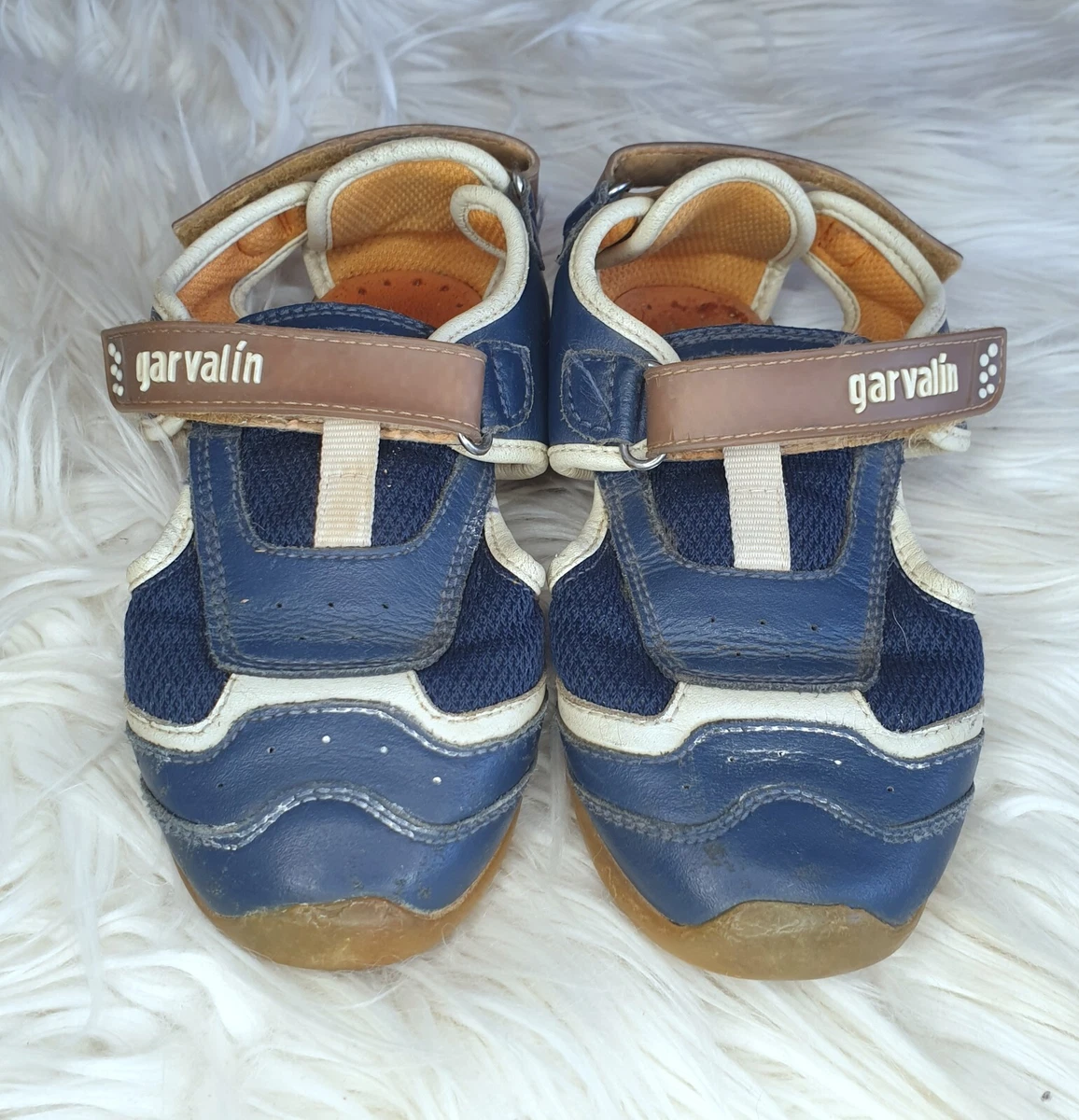 Enclosed sandals hotsell