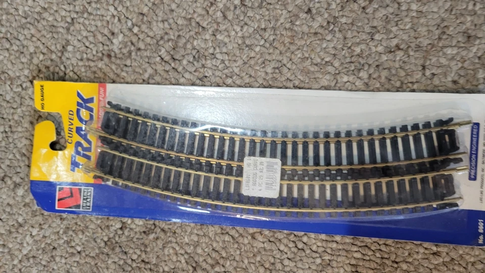 HO Scale Brass Track Large Lot of  140 Pcs Switch Stright Curved - Image 3 of 4
