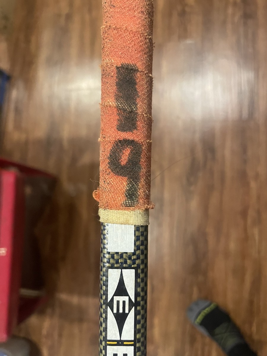 Steve Yzerman Game Used Hockey Stick Detroit Red Wings Easton 97