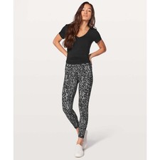 Lululemon In Movement 7/8 Tight Everlux 25" Size 6