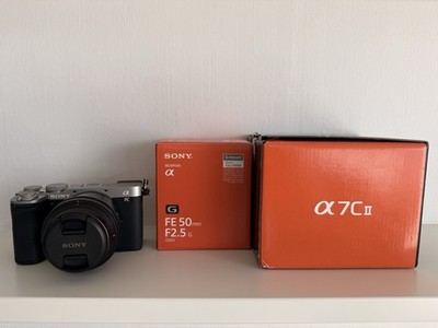Sony Alpha 7C II Top Zustand mit Sony Objektiv FE50mm F2.5