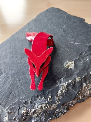 Fuchsbrosche Original LEA STEIN, rot marmoriert mit schwarzen Augen, signiert
