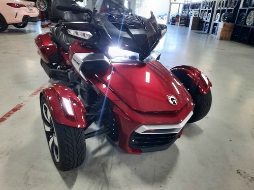 2018 Can-Am Spyder F3T Touring - Picture 10 of 18