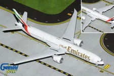 Gemini Jets 1:400 Emirates Boeing B777-300(ER) 'New Colours - Flaps Down' A6-ENV