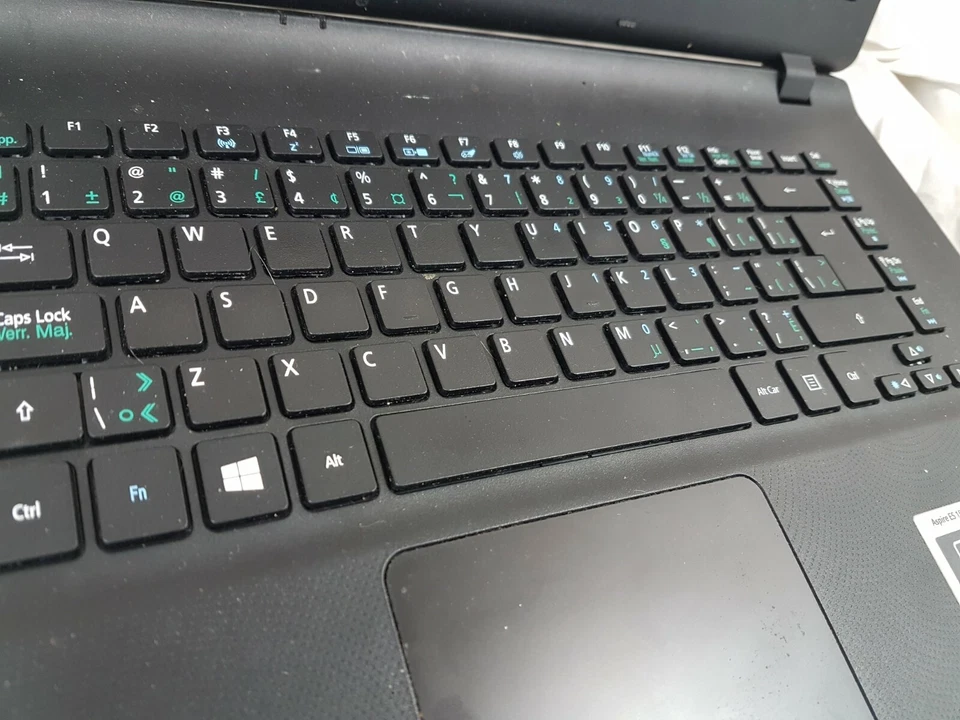 Acer N15C4 Laptop parts repair good screen - Image 4 of 4