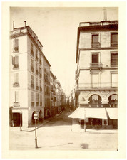 France, Bayonne, Rude du Port Neuf  Tirage albuminé  32,5x26  Circa 1880  