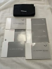2015 Nissan Altima Sedan Owners Manual set w/ warranty & guide and case