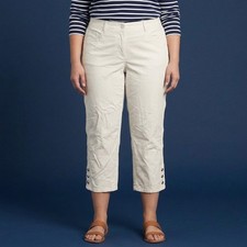 Chico's Capri Pants Womens 1 White Stretch Chino Button Hem Pockets Casual EUC