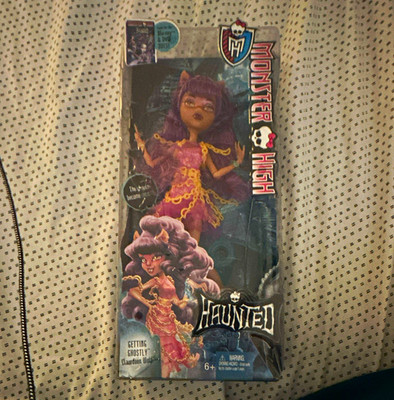 Monster High Haunted Getting Ghostly Clawdeen Wolf 11in Doll NIB