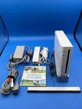 Nintendo Wii White RVL-001 Console Bundle with Wii Sports