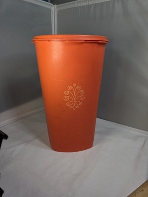 Tupperware Servalier 16 Cup Canister Harvest Orange 1222 1222-3 w/ Lid Vintage 