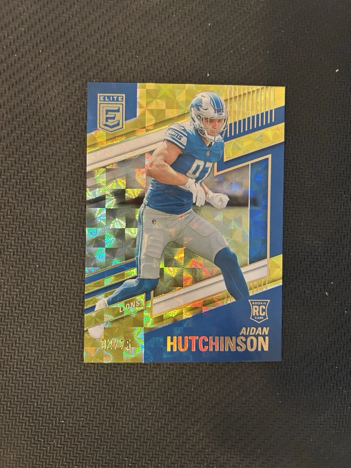 2022 Donruss Elite Aidan Hutchinson RC Yellow Rookie #13/75 Lions