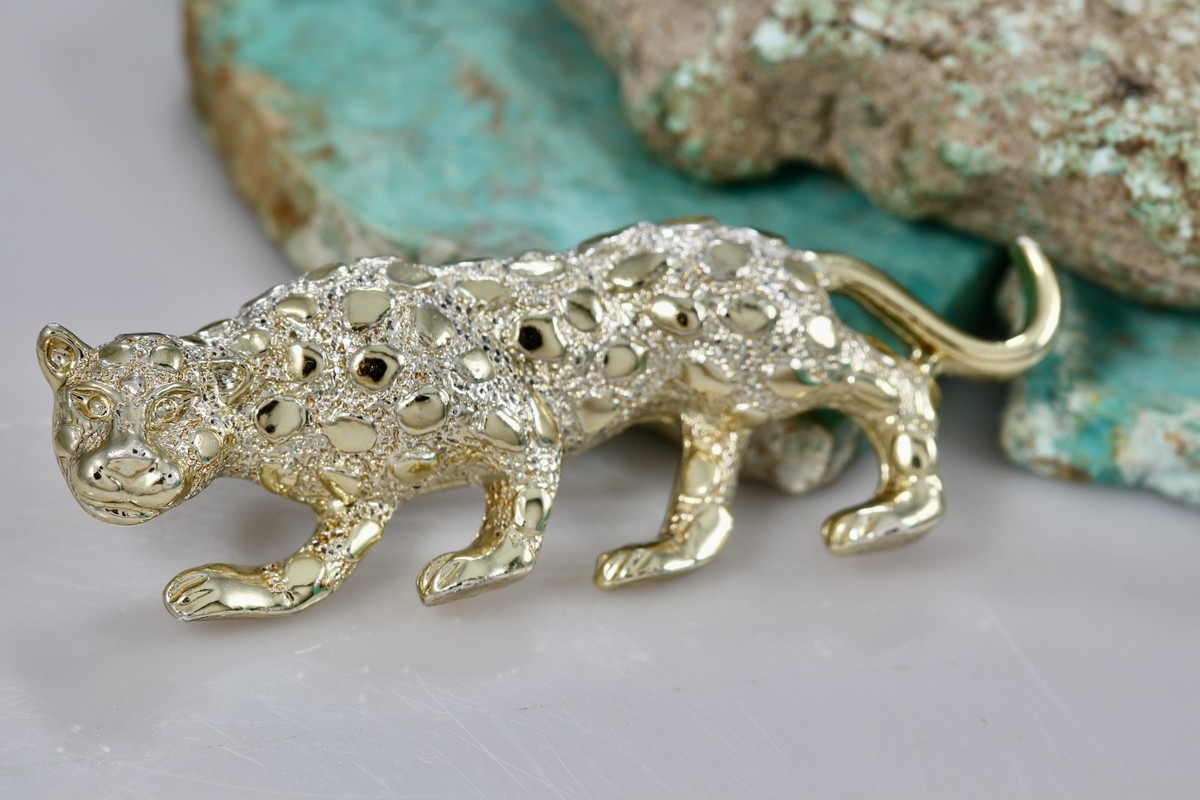 VTG GERRYS Brushed & Brilliant Gold Tone 2 1/8” Leopard Jaguar Wild Cat Brooch