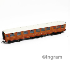 COACH Hornby LNER Detailed Gresley Suits Flying Scotsman R4173C 00 Gauge