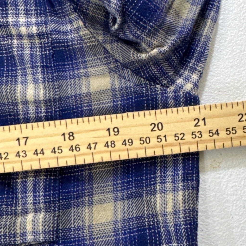 Under Armour Plaid Flannel Button Down Long Sleeve Shirt Men's LG thumbnail 8