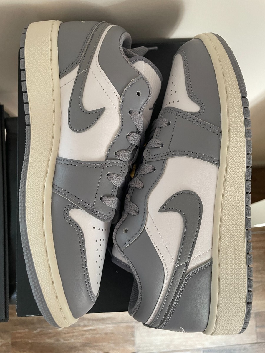 わんこ Jordan 1 Low White Cool Grey Wolf Grey Men's - 553558-106 - US