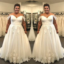 Plus Size Wedding Dresses Lace Appliques V Neck Sweep Train Beach Bridal Gowns 