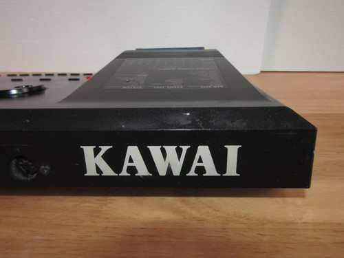 KAWAI Q-80 Digital Midi Sequencer & Floppy Disc Untested / Parts - Repair - Picture 10 of 17