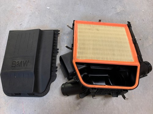 2010 BMW 335i Convertible Stock Airbox With Filter - Picture 2 of 3