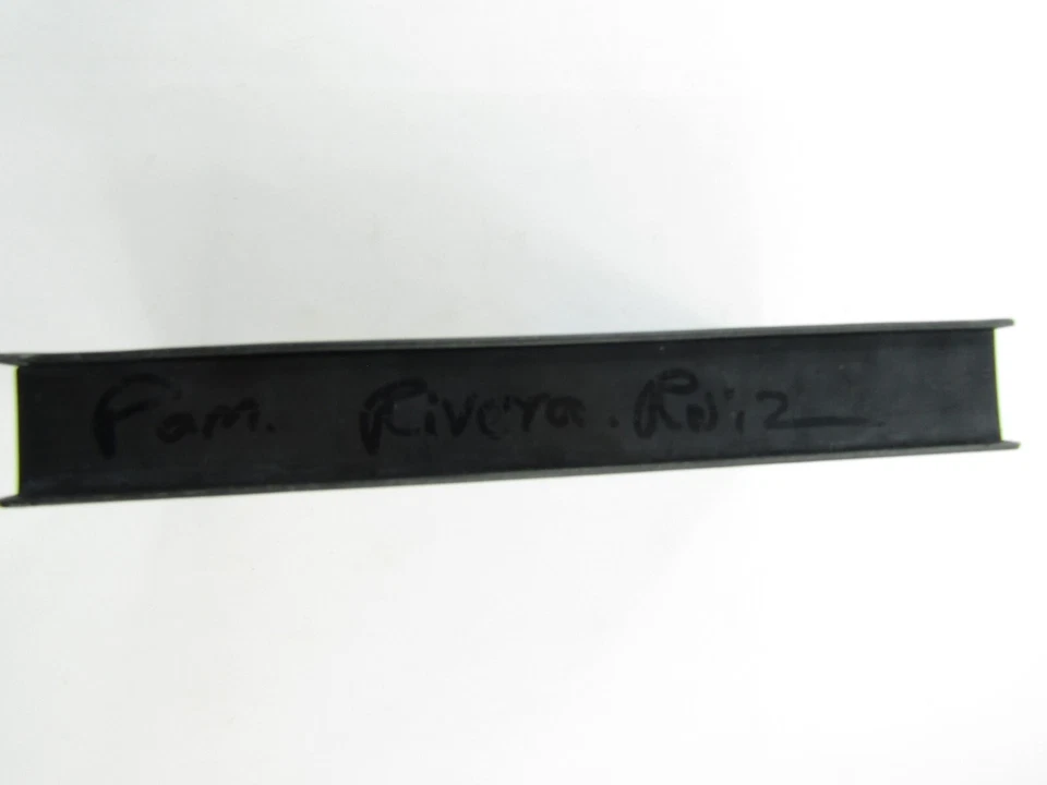 VTG Shrek Spanish Language Version VHS Clamshell Dreamworks Animated Childrens - Image 3 of 4