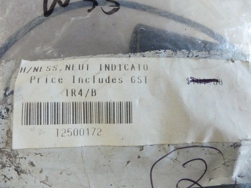 TRIUMPH NEUTRAL - OIL SWITCH HARNESS ** EARLY TRIPLES ** SEE NOTES - Picture 3 of 4