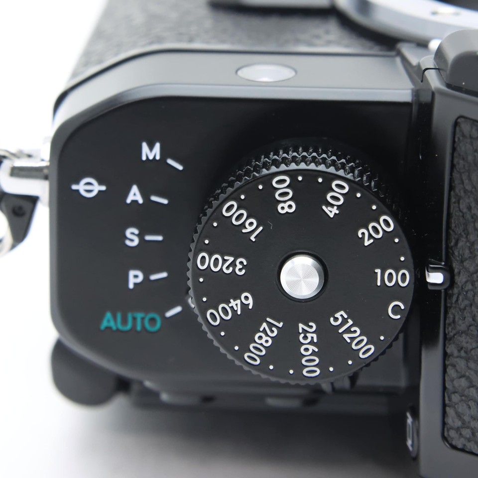 Nikon Zf 24.5MP fullframe Mirrorless Camera Body Near Mint 176