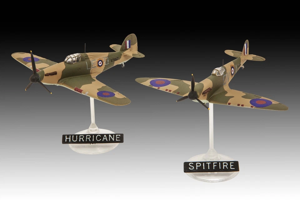 Spitfire Mk.Ia & Hawker Hurricane Mk.I 1:144 Plastic Model Kit REVELL - Immagine 2 di 4